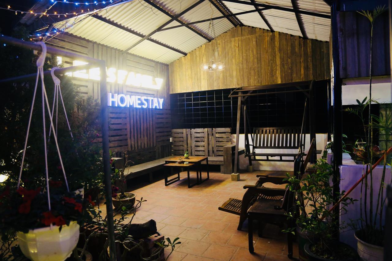Lee'S Family Homestay Hanoi Exterior photo